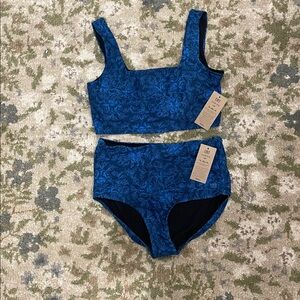Albion Fit Mykonos Swim Navy NWT MEDIUM